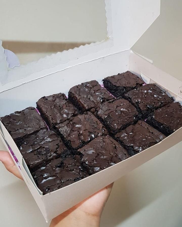 12 pcs brownies