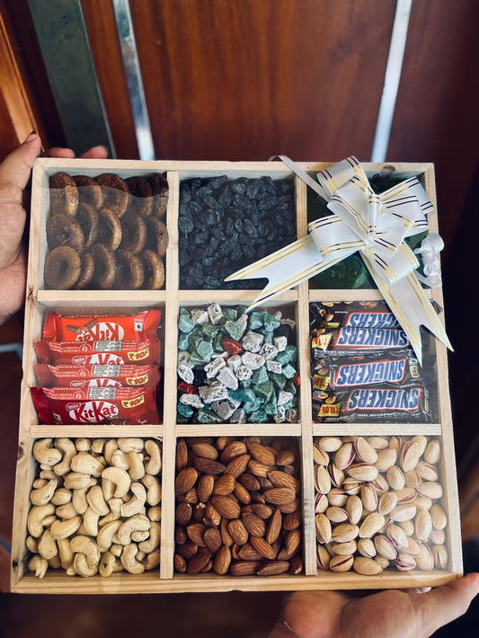 Assorted Nuts Gift Hamper